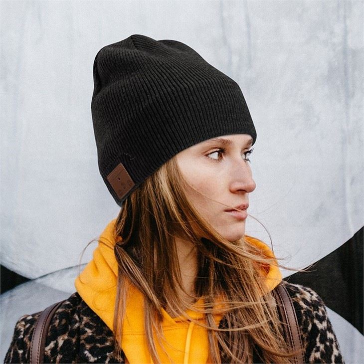 Bluetooth Music Speaker Winter Warm Cap