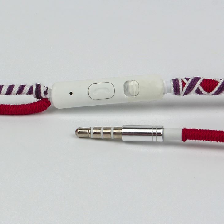 wired earbuds with mic and volume control