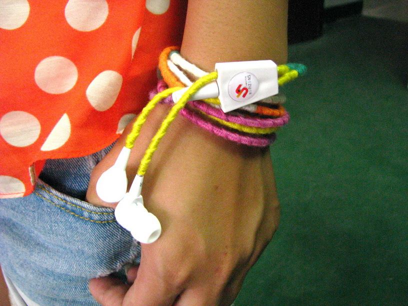 Yarn wrapped Bracelet earbuds